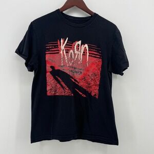 Korn Band Tee Mens Medium Black Red Graphic Logo Short Sleeve Cotton T-Shirt
